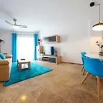 Apartament Zenplaya 2º4 *
